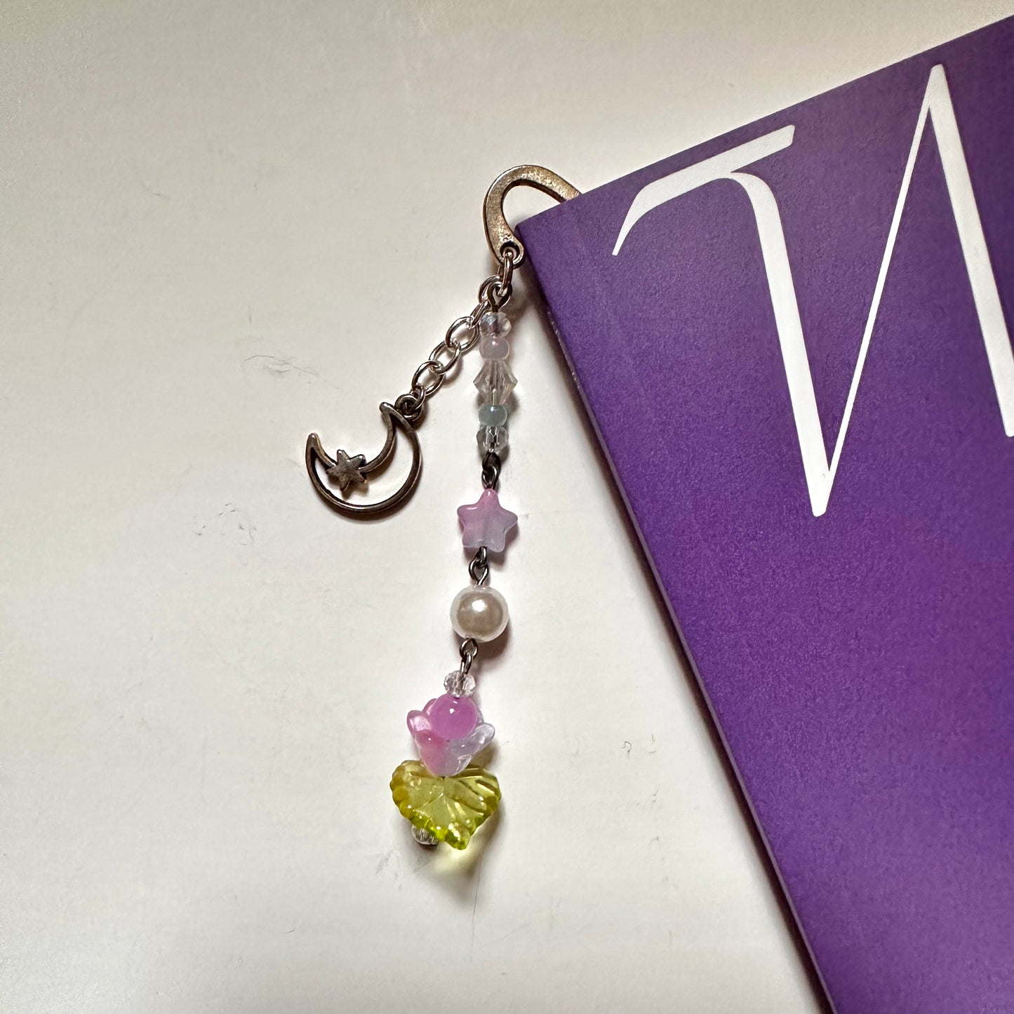 Berry Wish Dangle Bookmarks